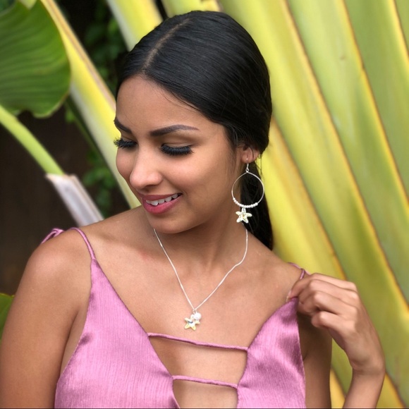 Unique Freshwater Pearls & Swarovski Earrings - Picture 3 of 7